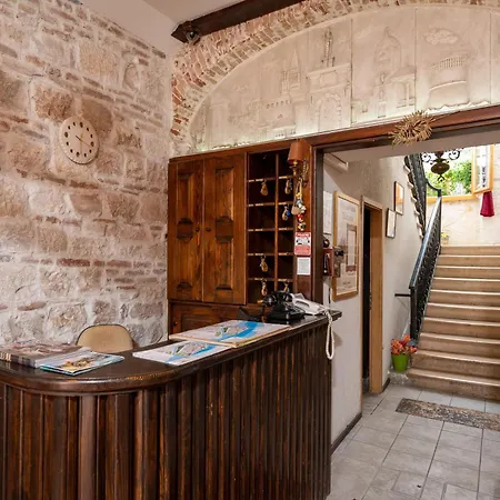 Heritage Tragos Hotel Trogir