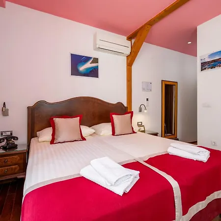 Hotel Heritage Tragos 4*