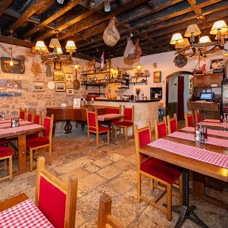 Heritage Tragos Hotel 4*