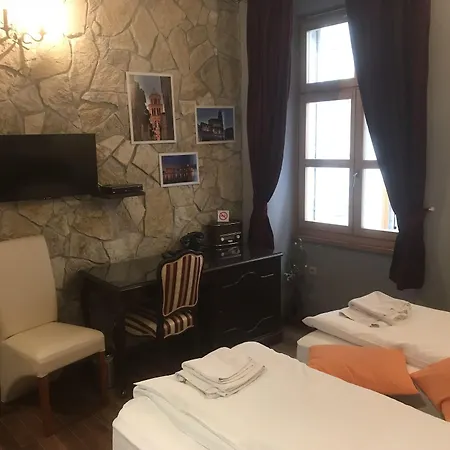 Heritage Tragos Hotell 4*