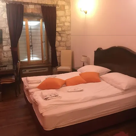 Готель Heritage Tragos 4*
