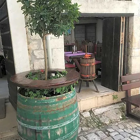 Heritage Tragos Ξενοδοχείο Τρογκίρ