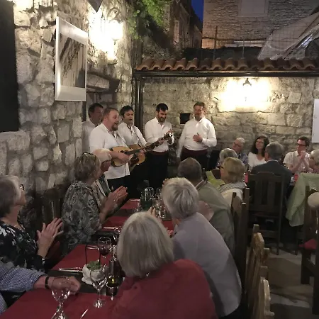 Heritage Tragos Готель