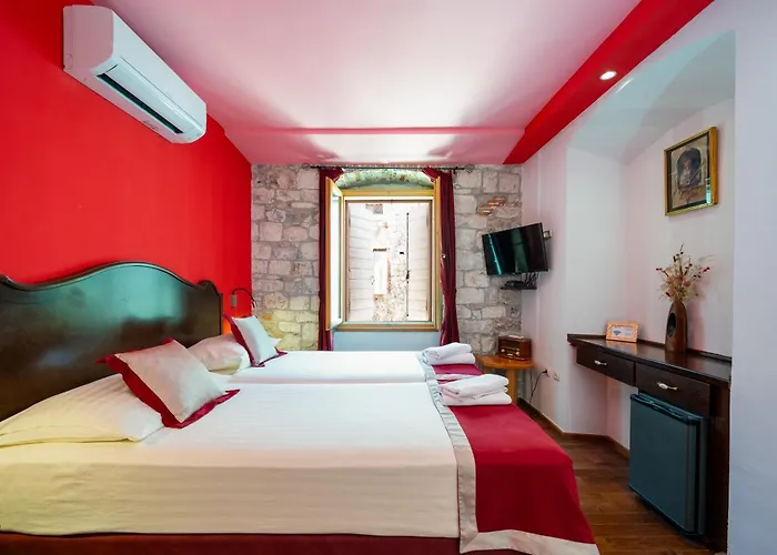 Heritage Tragos 트로기르